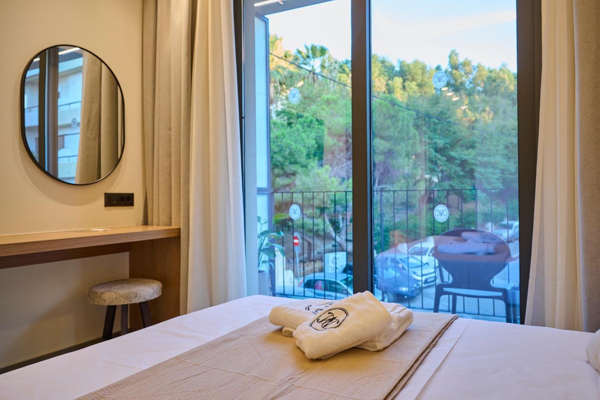 Monarco Executive Rooms Rhodes City Eksteriør bilde