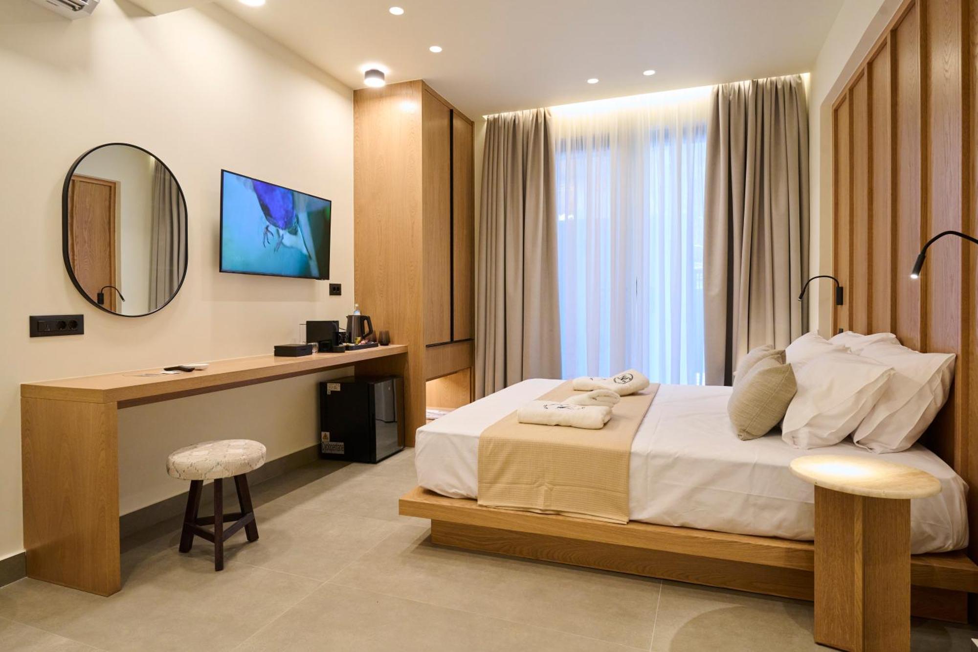 Monarco Executive Rooms Rhodes City Eksteriør bilde