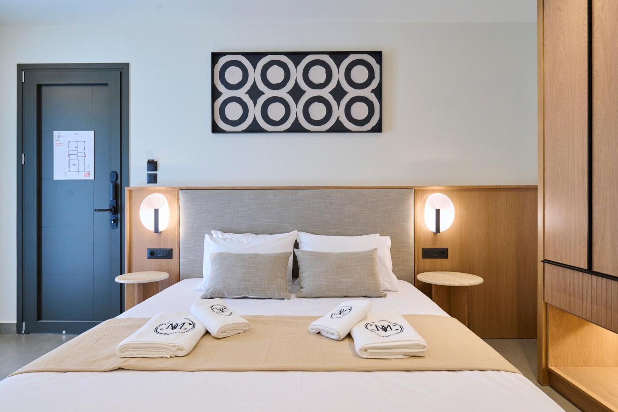 Monarco Executive Rooms Rhodes City Eksteriør bilde